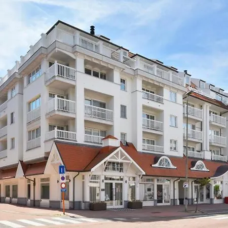 52 Duplex Met Terras Apartman *